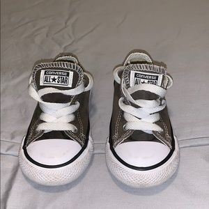 Converse toddler shoes size 7T